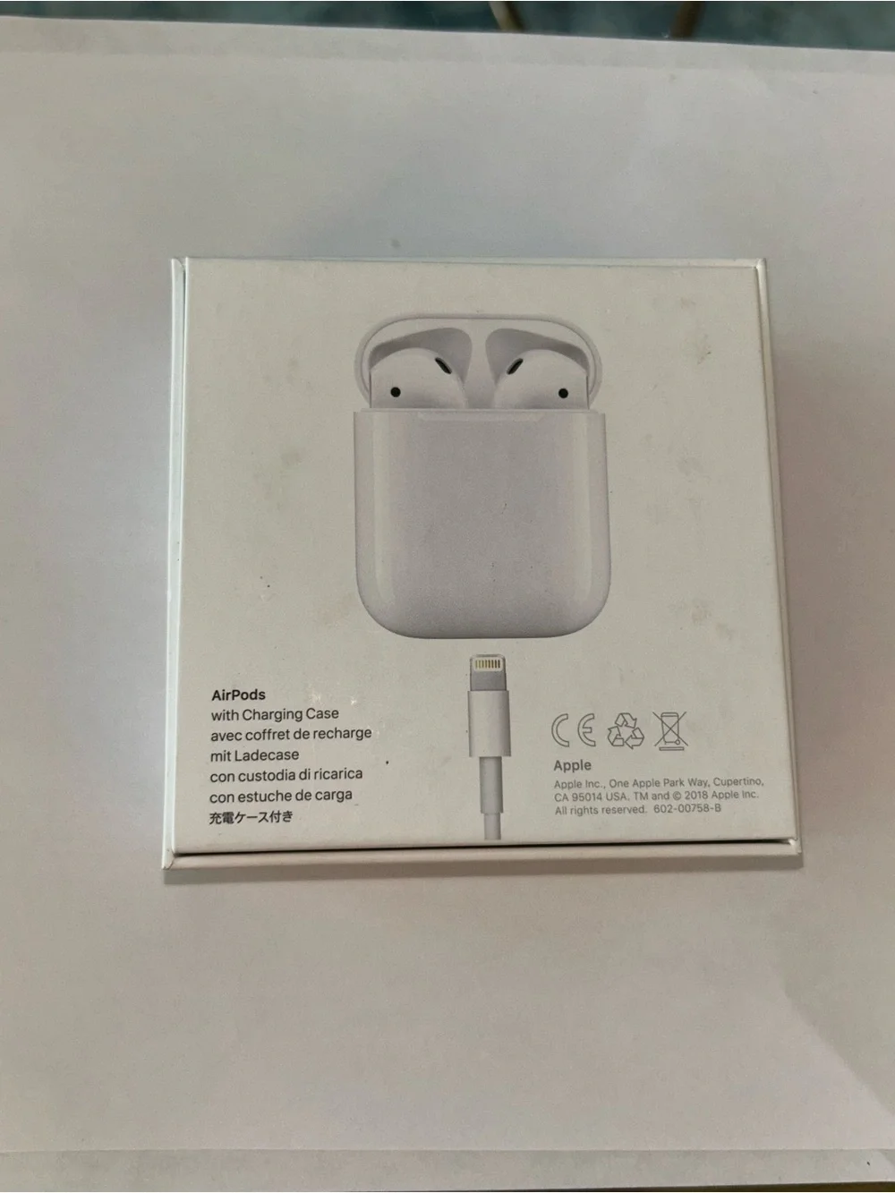 Apple AirPods 2nd Generation A2031 A2032 A1602 MV7N2AM/A w/ Case Boxed